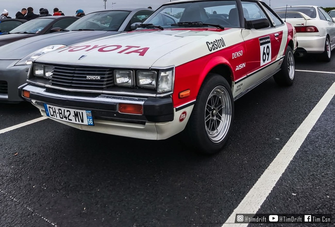 Toyota Celica Toyota Team Europe n°69 — vue avant lors d'un rassemblement