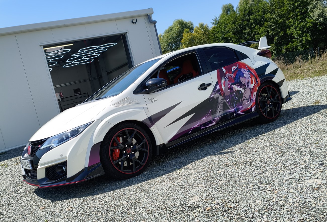 Honda Civic Type R kit déco démone électrique — vue avant ¾