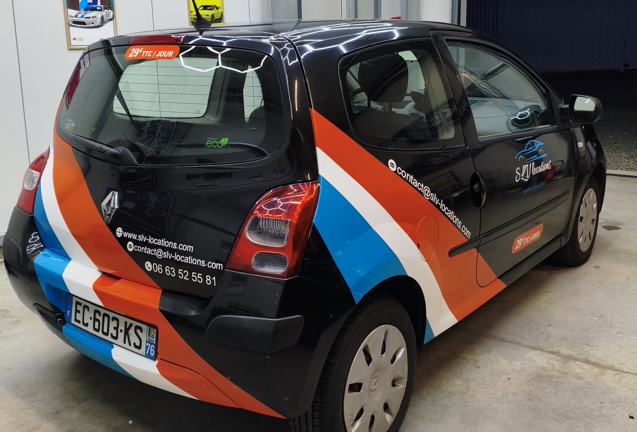 Renault Twingo SLV Locations — vue arrière ¾