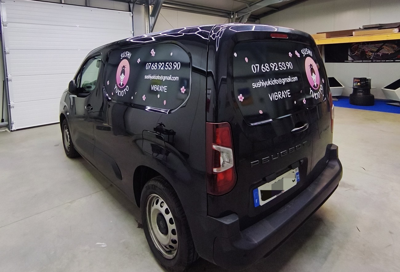 Citroën Berlingo Sushi Yukioto — vue arrière ¾